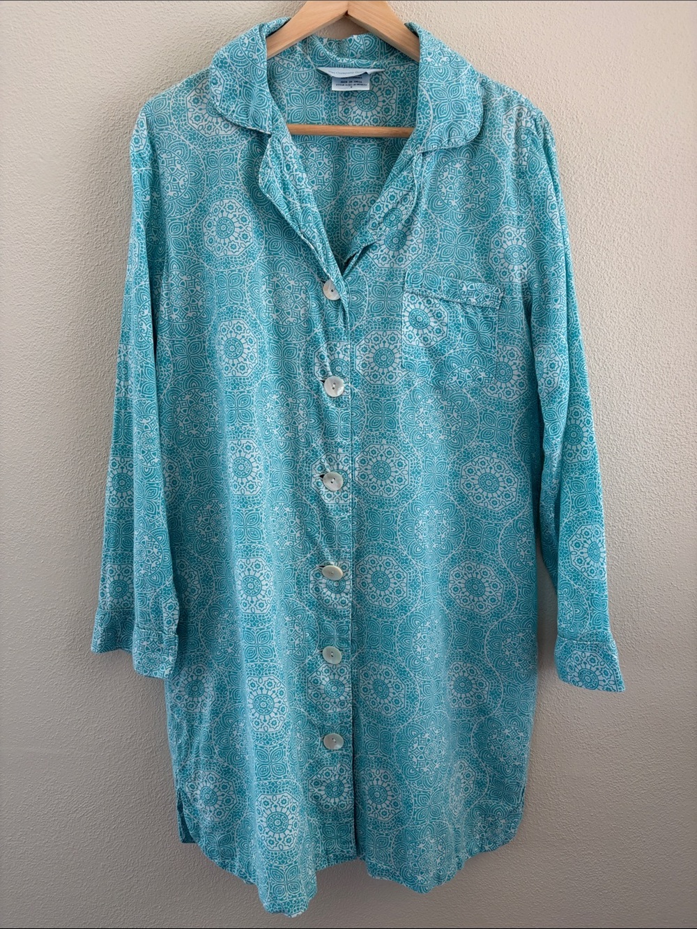 The Company Store organic cotton button up long sleeve sleep shirt | size medium